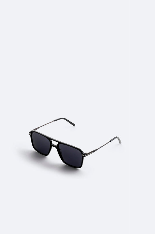 Men’s Black Polarized Rectangular Sunglasses – Matte Frame