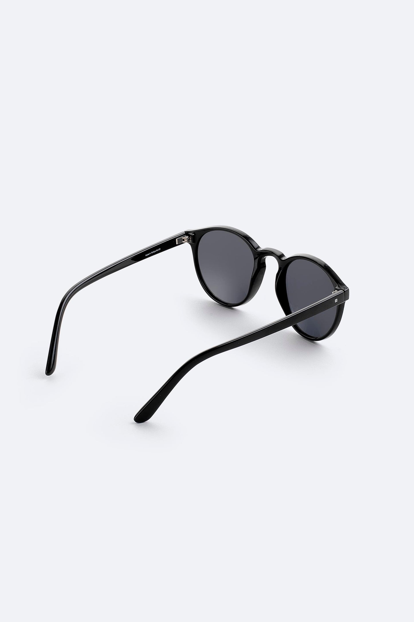 Clear Black Polarized Sunglasses – Round Frame
