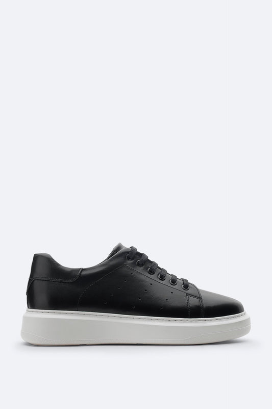 Black Leather Casual Sneakers