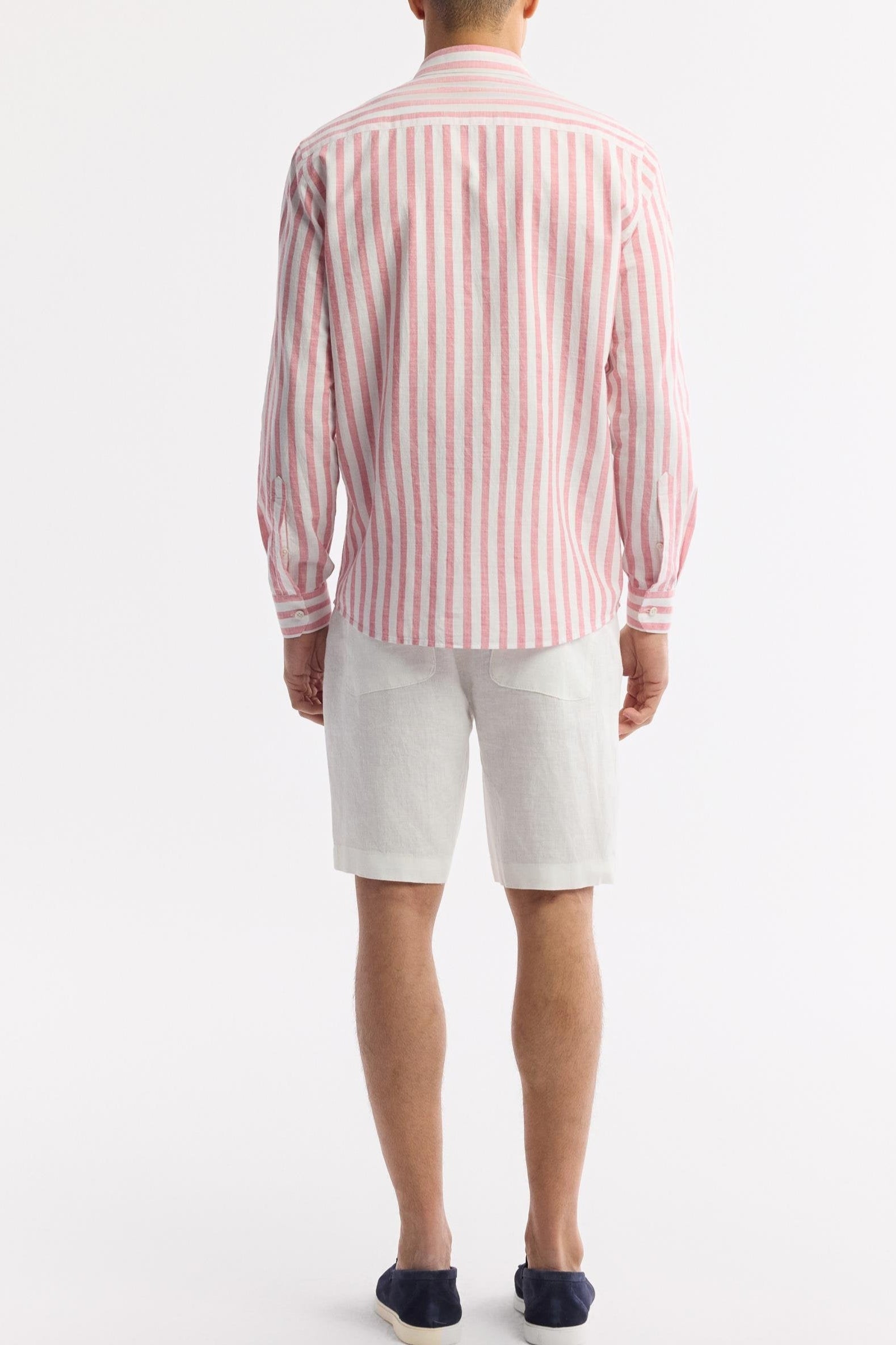Rear view of men's pink striped cotton shirt – relaxed look