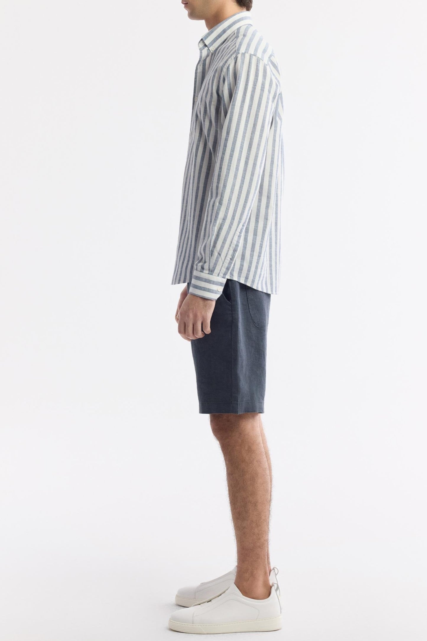 Side profile of Swiftyle men’s striped shirt in navy blue