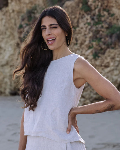 Natural Stone Linen Split Back Top – Sleeveless & Hip-Length